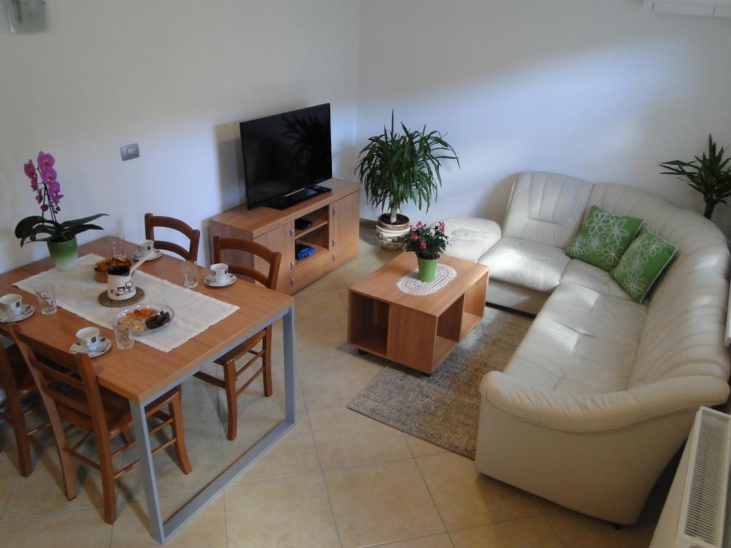 Apartma Jezero Most Na Soci Bagian luar foto