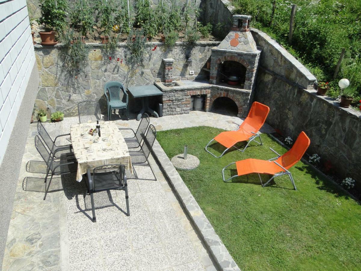 Apartma Jezero Most Na Soci Bagian luar foto